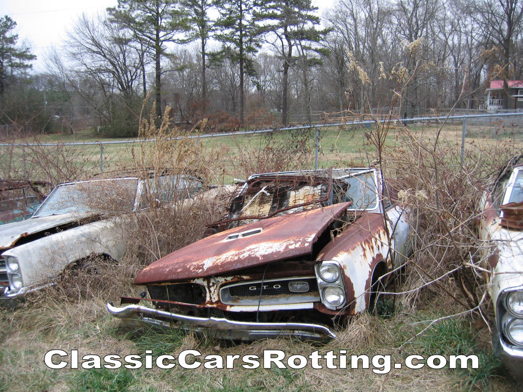 Rusty Porsche 356 rotting in Berkeley, CA. Sad... dented with multiple rust